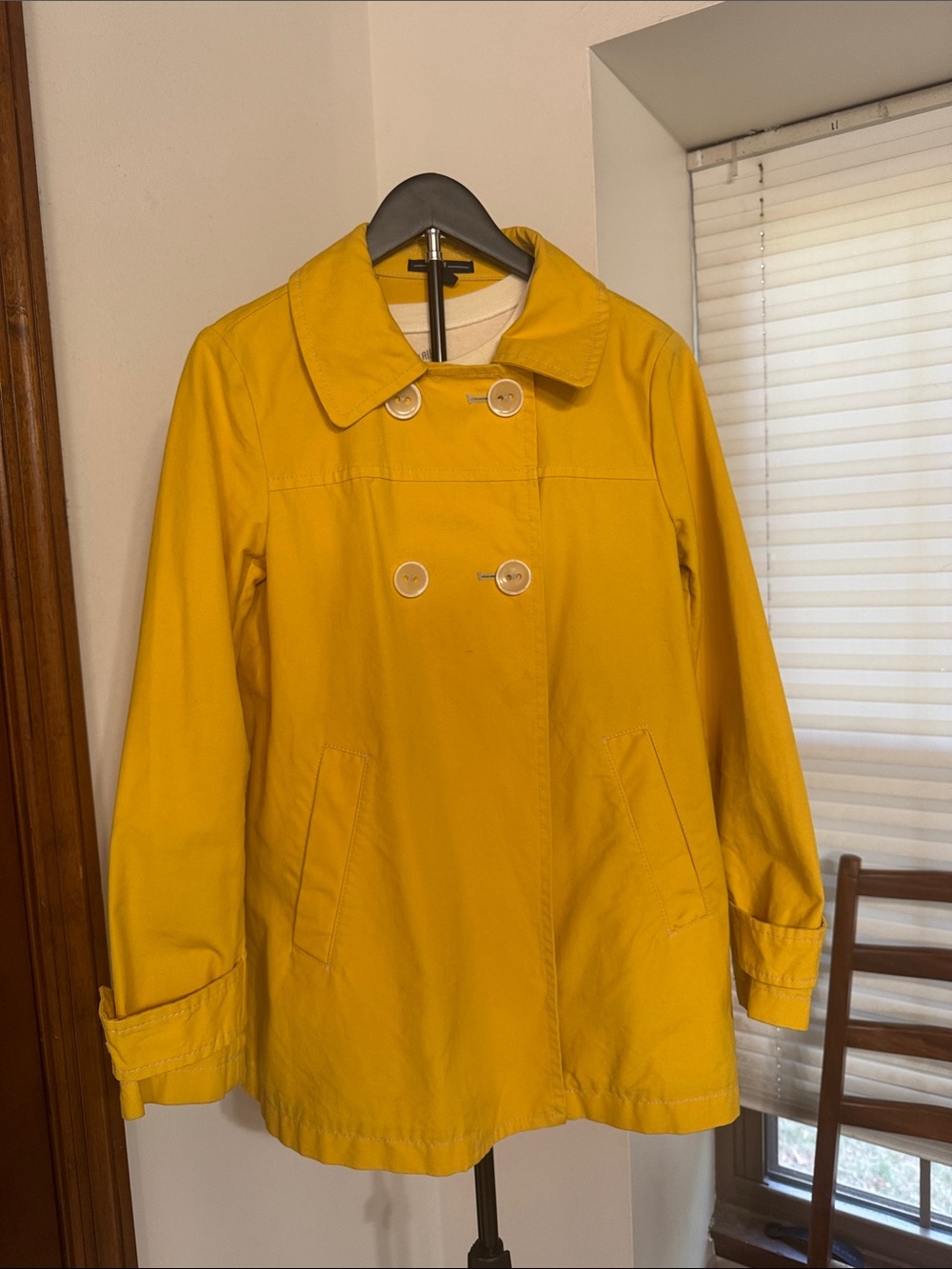 GAP Bright Yellow Women's Trench Coat - Picture 2 of 5
